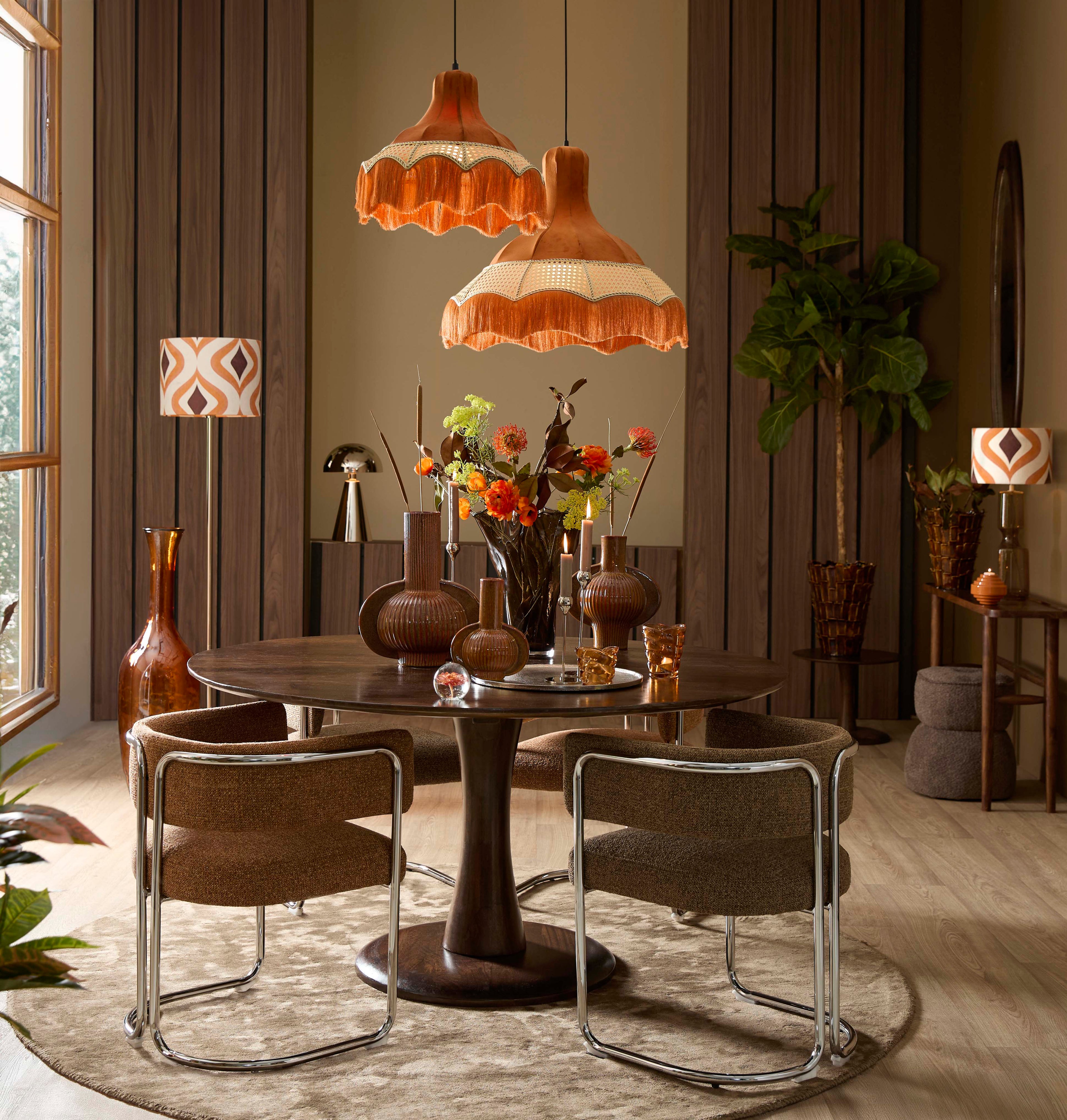 Lampe de table - grand modèle en nickel brillant