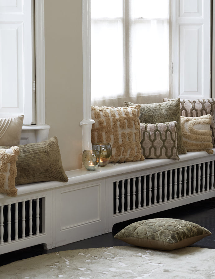 Cushion JEMBANA - sand + olive green